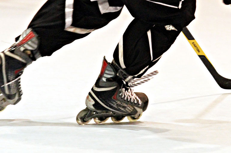 https://qmag.com/wp-content/uploads/qmag_roller_hockey_skates.jpg